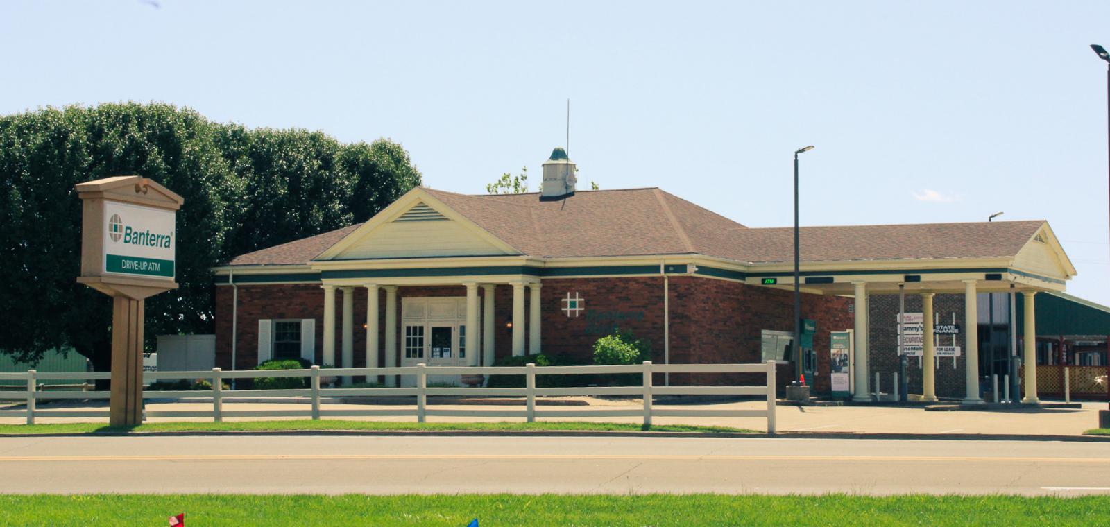 Carbondale Bank - Banterra Location Highway 13 Marion, Illinois