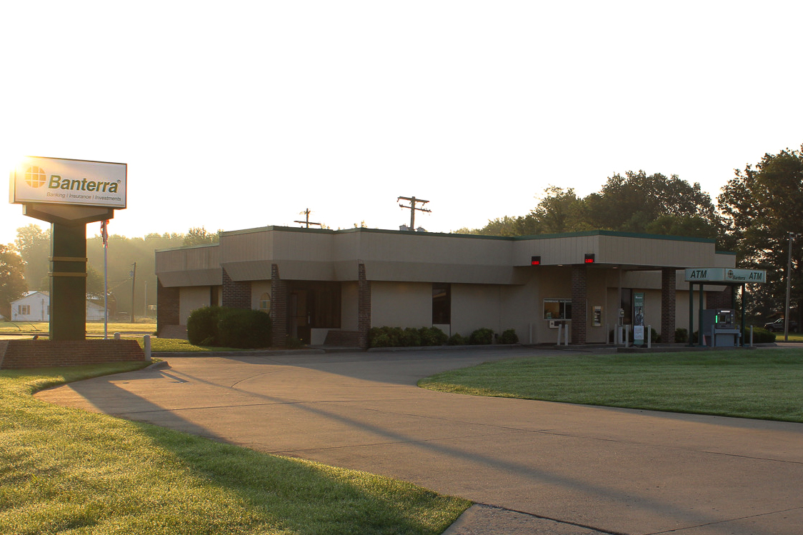 Eldorado Bank - Banterra Location - Hwy. 45 Eldorado, Illinois